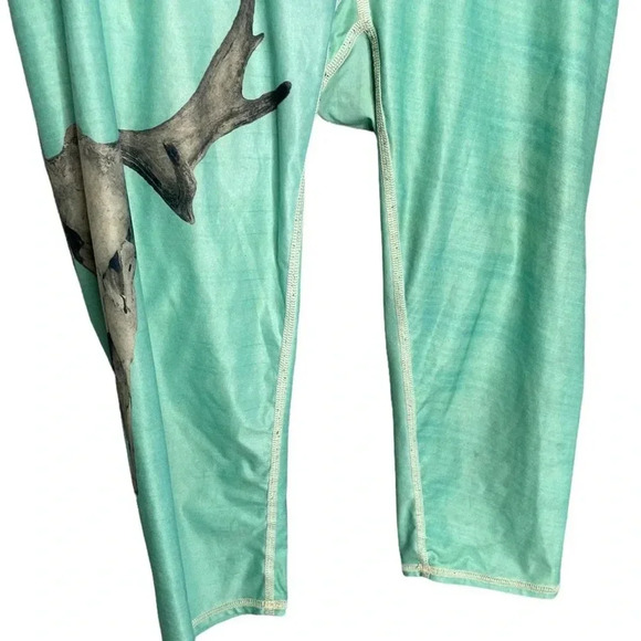 Teeki Women’s Green Cropped Skull Leggings Size Large - Picture 5 of 6
